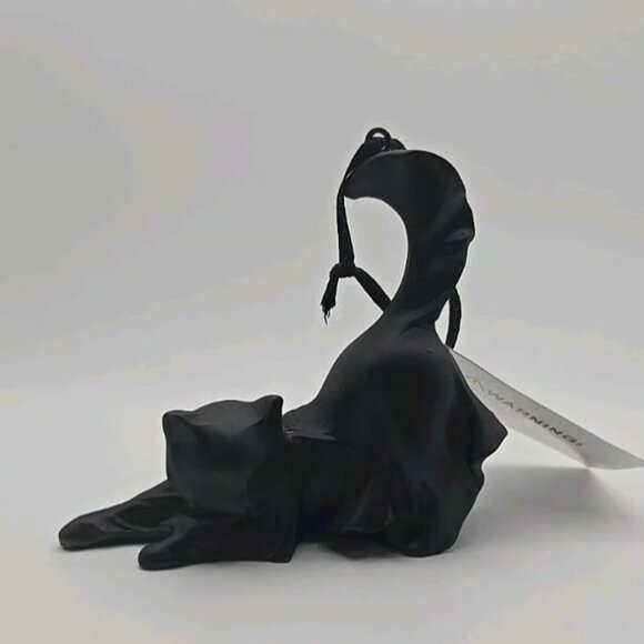 Cracker Barrel Exclusive Resin Ghost Black Cat Ornament NWT‎ Halloween - Picture 1 of 3